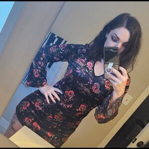 Floral Velvet Bell Sleeve Dress